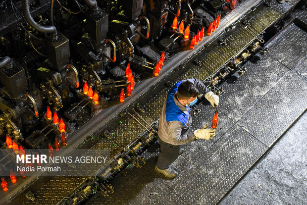 تولید ملی در صنایع شیشه و گاز