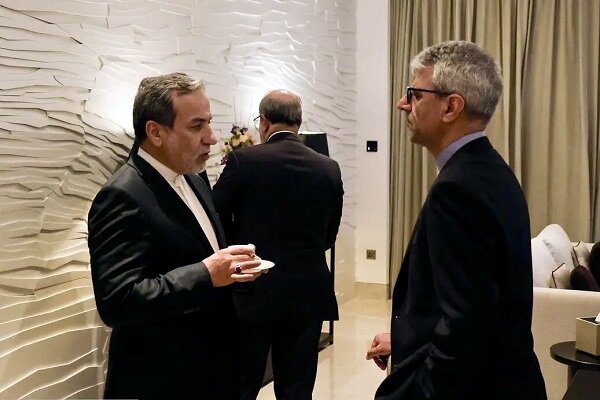 الدبلوماسية القصوى في ظل المخططات الأمريكية الصهيونية