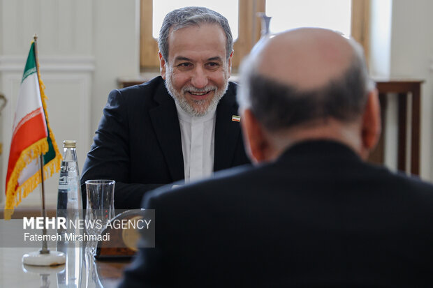 Iranian, Iraqi foreign ministers’ meeting in Tehran
