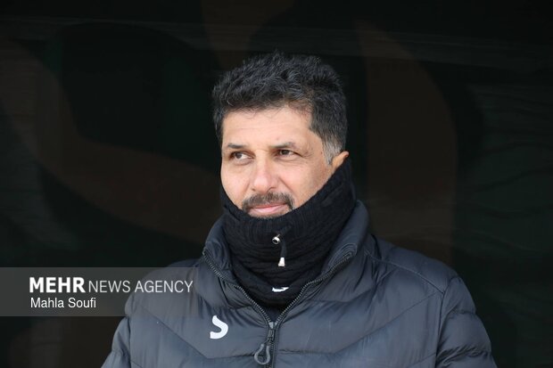 لیگ برتر فوتبال - آلومینیوم و گل گهر 3