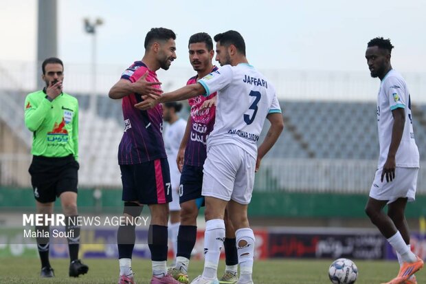 لیگ برتر فوتبال - آلومینیوم و گل گهر 23