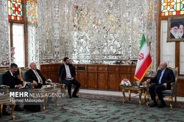 Iraq FM’s meeting with Iranian Parl. Speaker in Tehran

