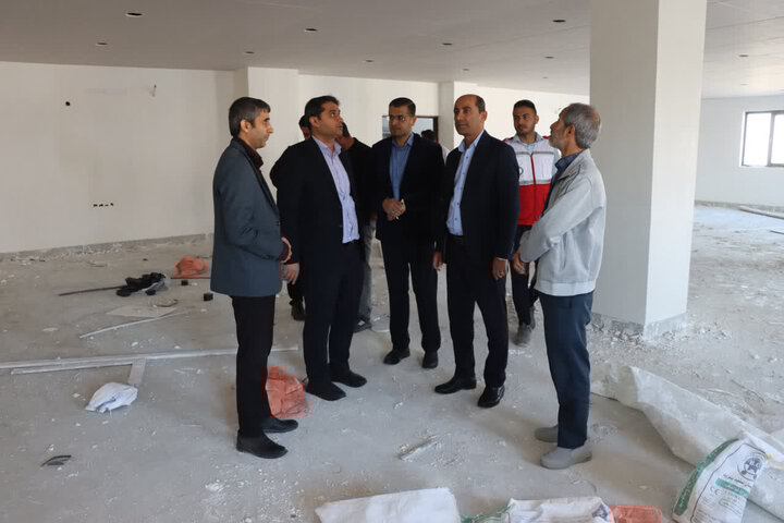 مقاتلی: هلال احمر دشتی تجهیز میشود مقاتلی: هلال احمر دشتی تجهیز میشود