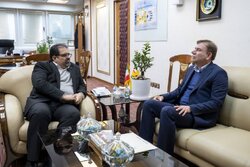 استاندار بوشهر: نیروهای بومی استخدام صنایع گازی استان شوند