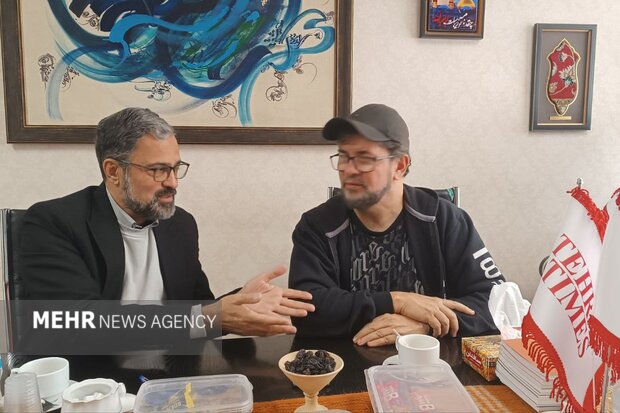 ناگفتهها از هنری که در برابر امپریالیسم میایستد؛ آنلاین ترور شدم! ناگفتهها از هنری که در برابر امپریالیسم میایستد؛ آنلاین ترور شدم!