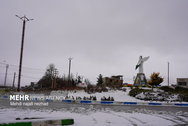 Snowfall blankets Dena town
