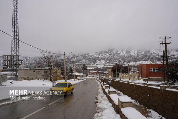 Snowfall blankets Dena town
