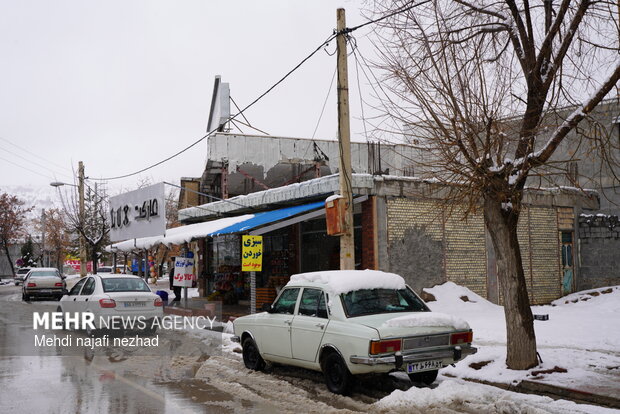 Snowfall blankets Dena town

