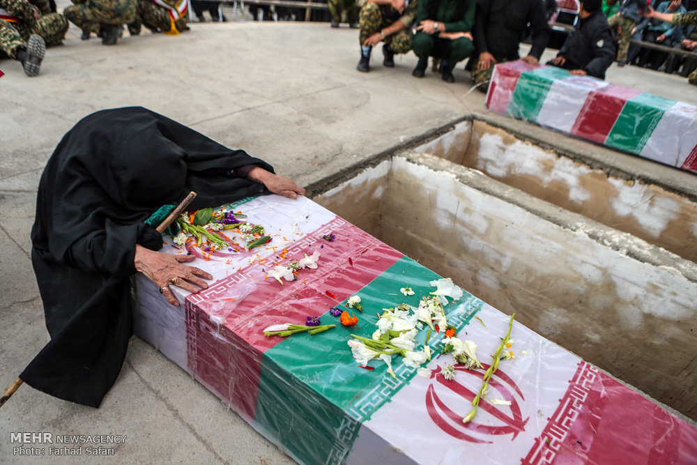 شهادت ۴ دانشجوی علمی کاربردی توسط مزدوران آمریکایی صهیونی شهادت ۴ دانشجوی علمی کاربردی توسط مزدوران آمریکایی صهیونی