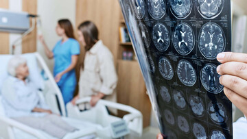 گجت پوشیدنی صدای بیماران دچار سکته را به آنها برمی‌گرداند