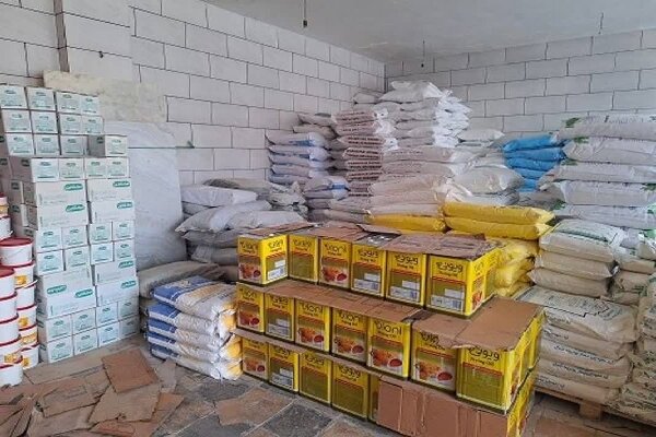 اکبری: انبار احتکار ۳۰ تُن شکر در بندپی شرقی بابل کشف شد اکبری: انبار احتکار ۳۰ تُن شکر در بندپی شرقی بابل کشف شد