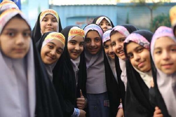 کنشگری فعال و اثرگذار مدارس غیردولتی در مناسبت‌های ملی و مذهبی