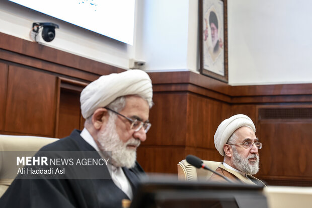 آیین رونمایی از مستند شهیدان مقیسه و رازینی