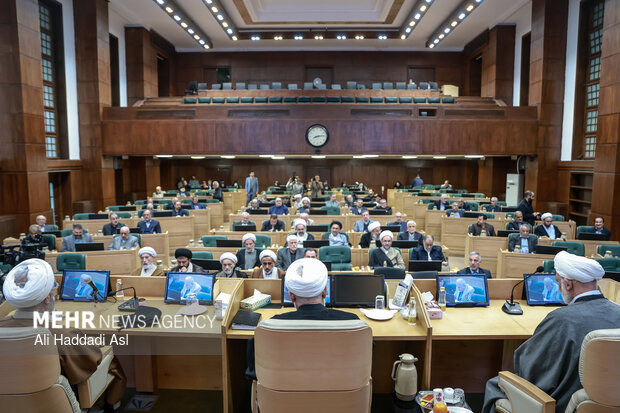 آیین رونمایی از مستند شهیدان مقیسه و رازینی