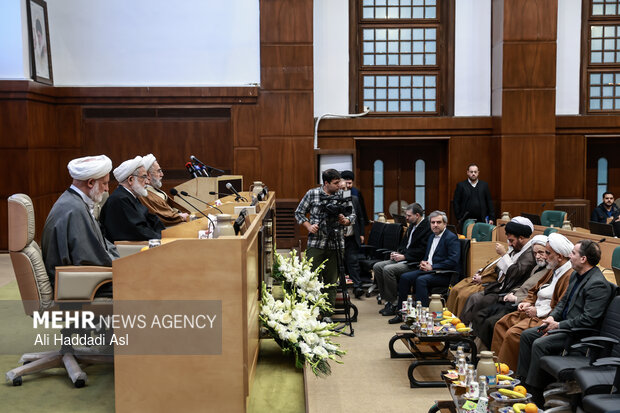 آیین رونمایی از مستند شهیدان مقیسه و رازینی