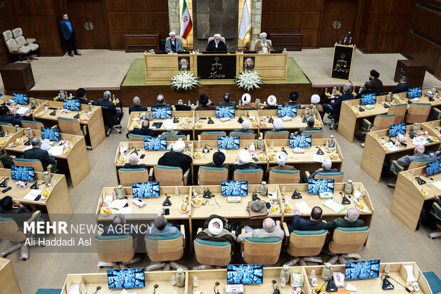 آیین رونمایی از مستند شهیدان مقیسه و رازینی