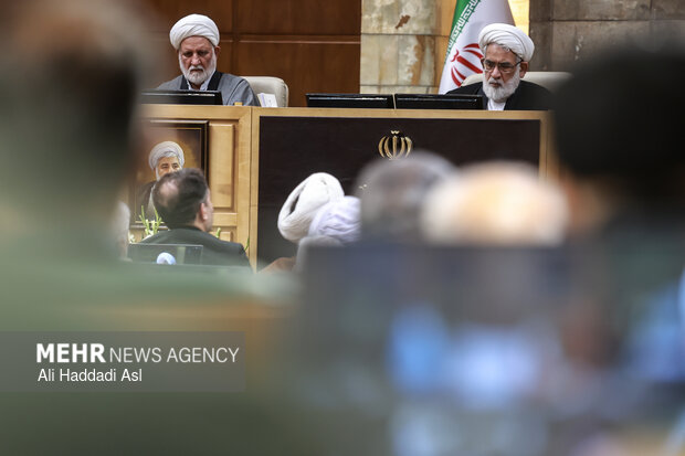 آیین رونمایی از مستند شهیدان مقیسه و رازینی