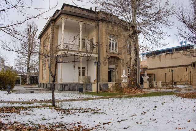 رئیس میراث ملایر: حفظ عمارت قاجاری منصوری در اولویت است رئیس میراث ملایر: حفظ عمارت قاجاری منصوری در اولویت است