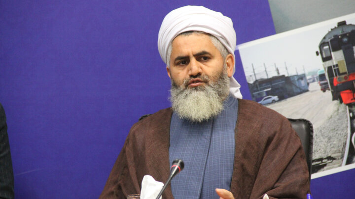 امام جمعه اهل سنت آستارا: وحدت و همدلی راه غلبه بر توطئه دشمنان است امام جمعه اهل سنت آستارا: وحدت و همدلی راه غلبه بر توطئه دشمنان است