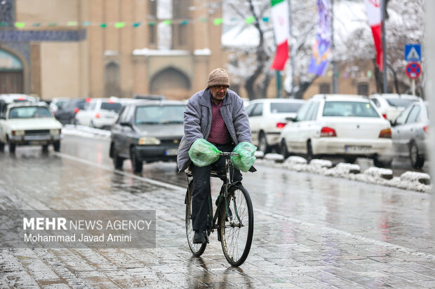 بارش برف در قزوین