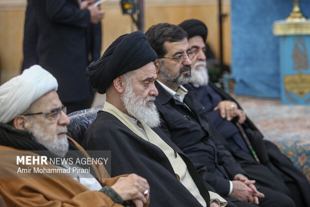 تجدید بیعت امت با ولایت در مسجد جمکران