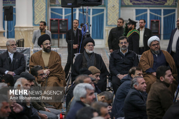 تجدید بیعت امت با ولایت در مسجد جمکران