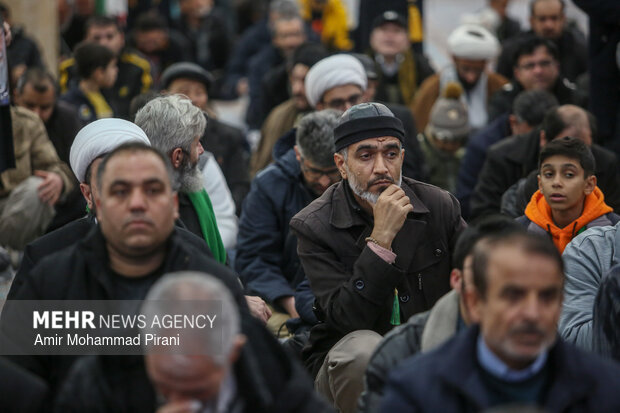 تجدید بیعت امت با ولایت در مسجد جمکران