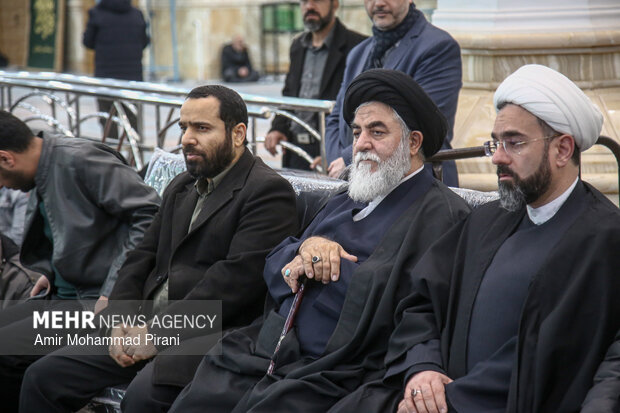 تجدید بیعت امت با ولایت در مسجد جمکران