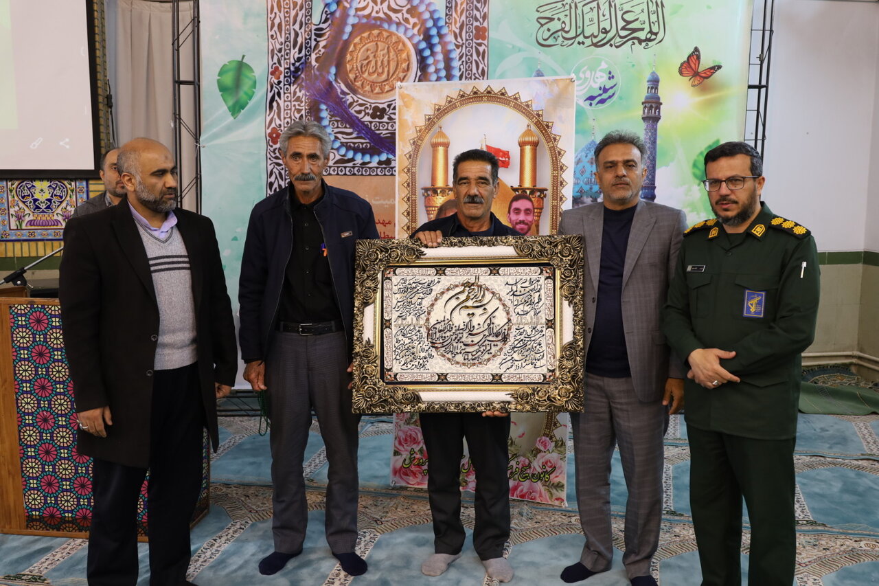 کلاری:شهید حسین بابری از معلمان بسیارخوش اخلاق و مخلص فارس بود