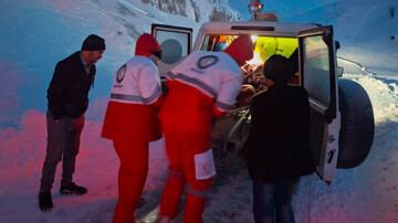 تولد نوزاد در حین امدادرسانی امدادگران به مادر باردار در میانه