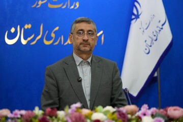 استاندار لرستان: حمایت‌های رهبر انقلاب از دولت تحسین‌برانگیز است