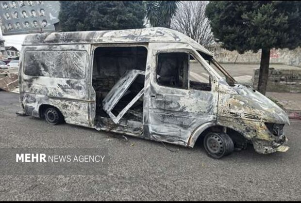 تکنسین اورژانس هرمزگان از وحشیگری اغتشاشگران در بندرعباس میگوید تکنسین اورژانس هرمزگان از وحشیگری اغتشاشگران در بندرعباس میگوید