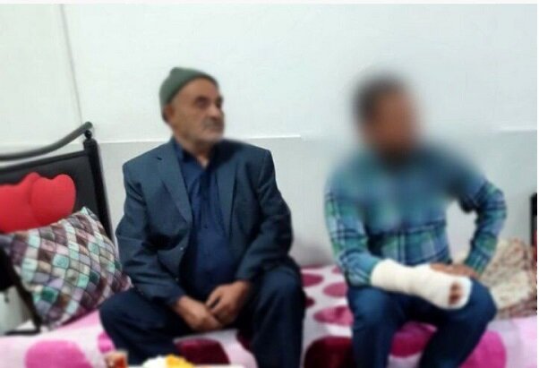 استخوانهایی شکسته و ارادهای نشکسته؛ روایت پایداری مدافع امنیت بیرجند استخوانهایی شکسته و ارادهای نشکسته؛ روایت پایداری مدافع امنیت بیرجند