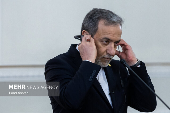 Iran has always preferred peace to war: FM Araghchi