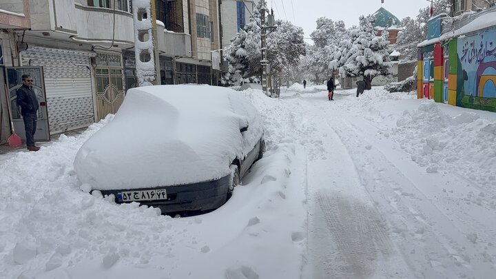 ارتفاع برف در قوچان به ۳۲ سانتیمتر رسید ارتفاع برف در قوچان به ۳۲ سانتیمتر رسید