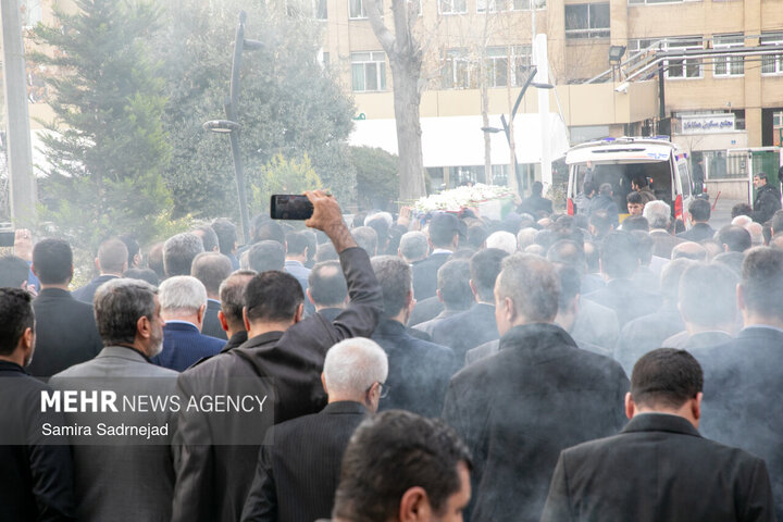 آشوبگران شکم دوستم را دریدند!