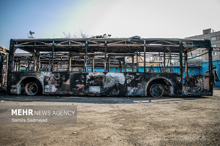 خسارات وارده به اتوبوس‌های تهران