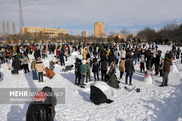 Erdebil'de kar festivali