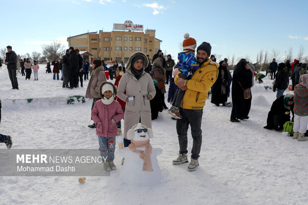Erdebil'de kar festivali