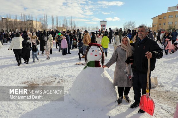 جشنواره یک روز داغ برفی در اردبیل
