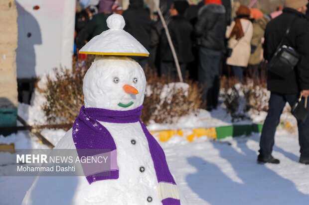 جشنواره یک روز داغ برفی در اردبیل