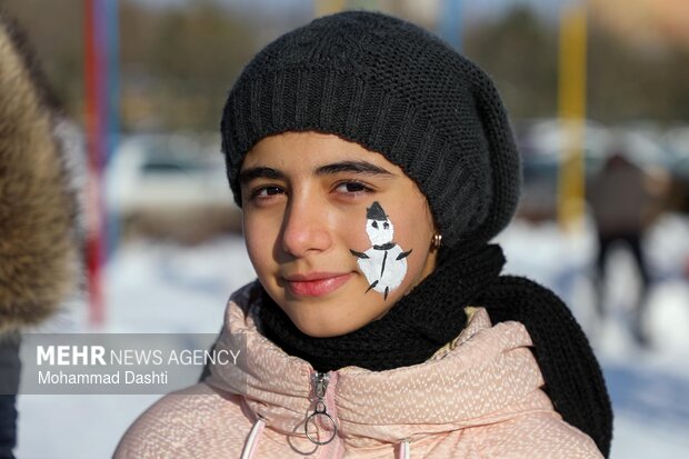 جشنواره یک روز داغ برفی در اردبیل