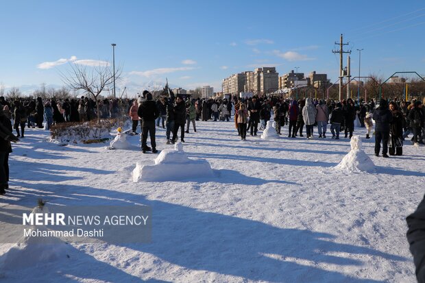 Erdebil'de kar festivali