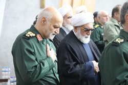 سپاه به عنوان سپر امت برای روزهای سخت این انقلاب و کشور است