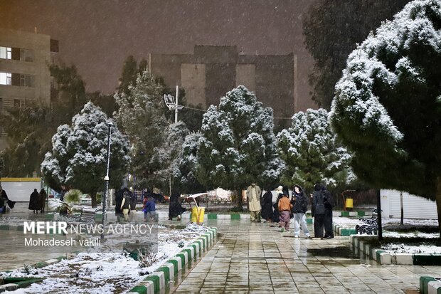 شب برفی زاهدان