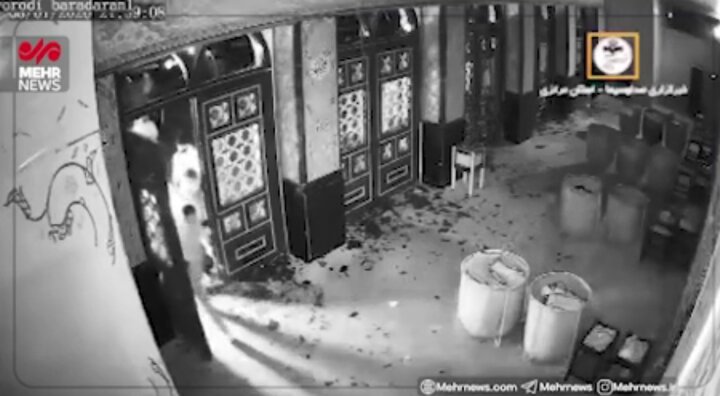 مقطع مصور يظهر الإعتداء على مصلّى "بيت المقدس" في "أراك"