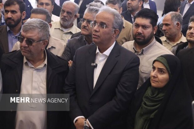 وزيرة الطرق والعمران تتفقد ممر شرق _ غرب في سيستان وبلوشستان