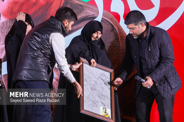 افتتاحیه شانزدهمین جشنواره فیلم عمار