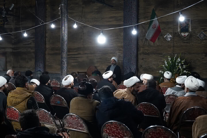 تجمع جمعی از روحانیون، طلاب و مجامع قرآنی در مسجد خاتم الانبیا اراک تجمع جمعی از روحانیون، طلاب و مجامع قرآنی در مسجد خاتم الانبیا اراک