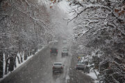 آخرین وضعیت جوی جاده‌های کشور؛ بارش برف و باران در محورهای ۱۸ استان